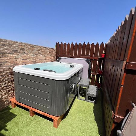 Estudio Agradable, Con Jacuzzi, Terraza Y Barbacoa, Totalmente Independiente Apartment Corralejo Exterior photo