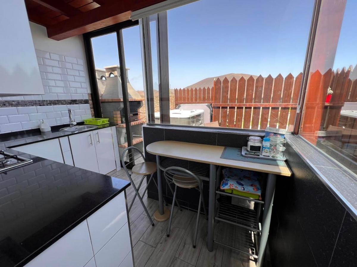 Estudio Agradable, Con Jacuzzi, Terraza Y Barbacoa, Totalmente Independiente Apartment Corralejo Exterior photo