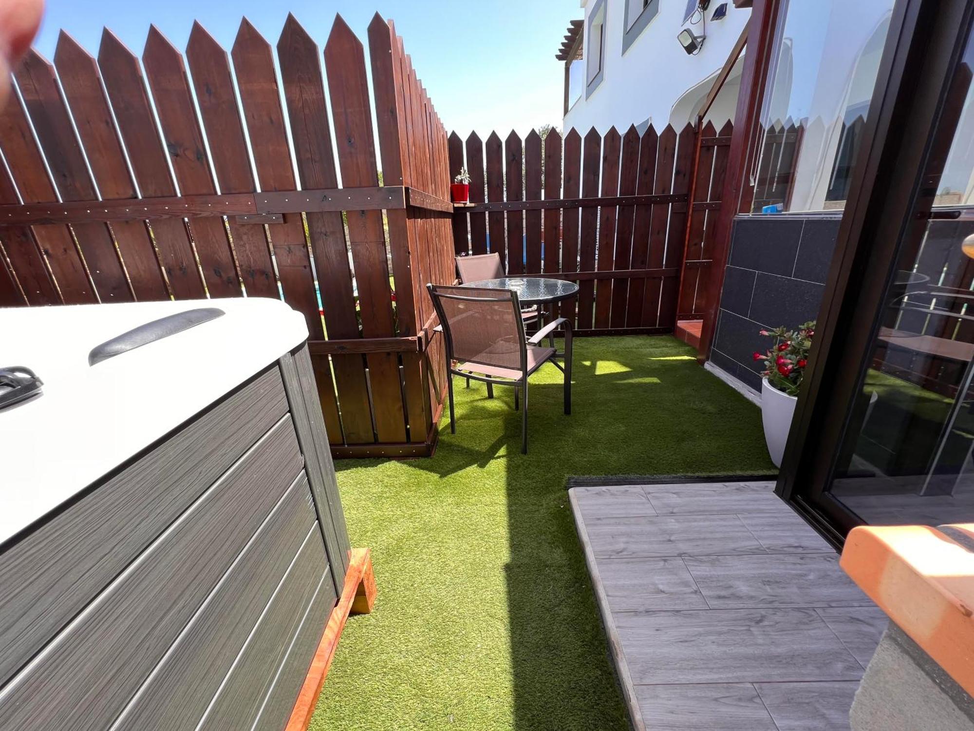 Estudio Agradable, Con Jacuzzi, Terraza Y Barbacoa, Totalmente Independiente Apartment Corralejo Exterior photo